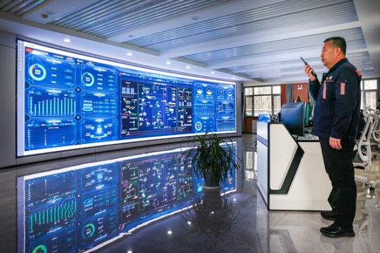 国家能源集团神东煤炭：煤海砺行 乌金载责启新程