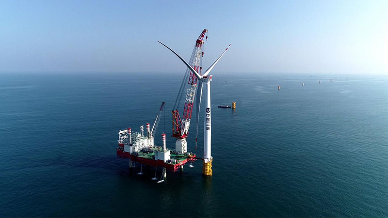 三峡集团在粤首个海上风电项目  首批机组并网发电