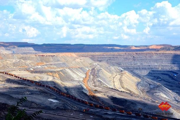 国家能源集团两个露天煤矿位居全国煤矿产量前列