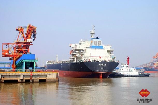 国家能源集团黄骅港务5万吨级双向航道首次实现重载通航